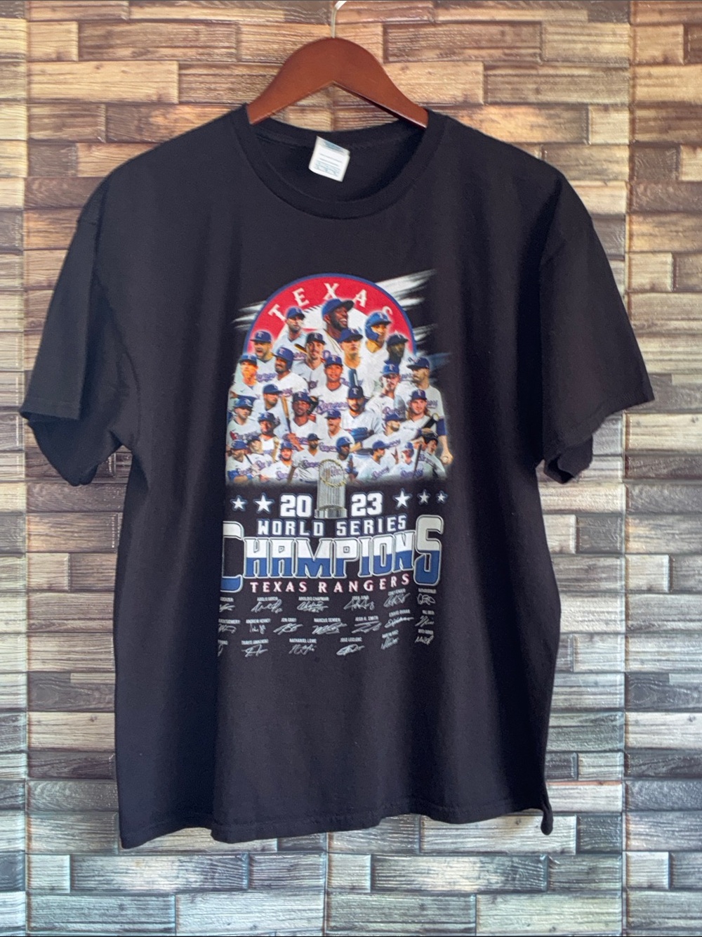 Pre Owned XL Texas Rangers 2023 World Series Champions Black Graphic T-Shirt